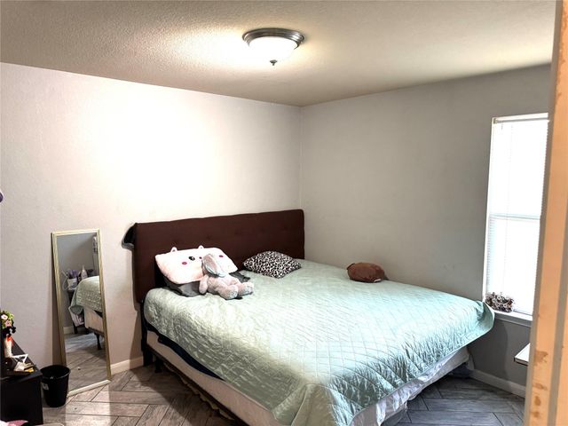 149 Dusky Thrush DR, Kyle, TX 78640