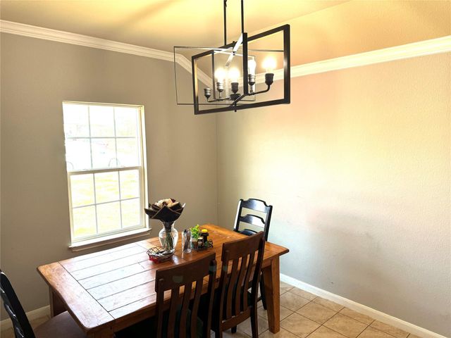 149 Dusky Thrush DR, Kyle, TX 78640