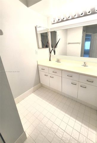 17286 Boca Club Blvd 2108, Boca Raton, FL 33487