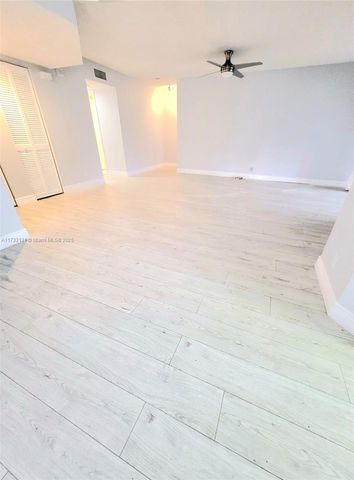 17286 Boca Club Blvd 2108, Boca Raton, FL 33487