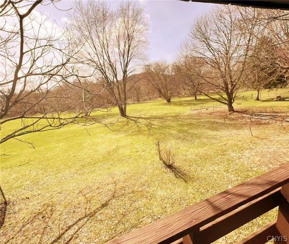 21 Tyler Court, Manlius, NY 13104