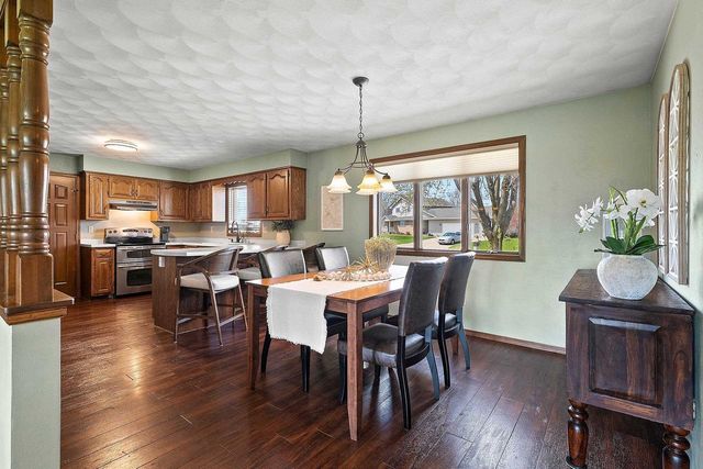 W2251 PINE LANE, Freedom, WI 54130