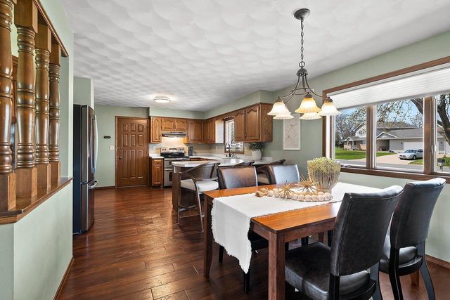 W2251 PINE LANE, Freedom, WI 54130