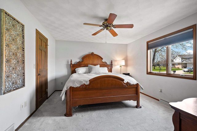 W2251 PINE LANE, Freedom, WI 54130