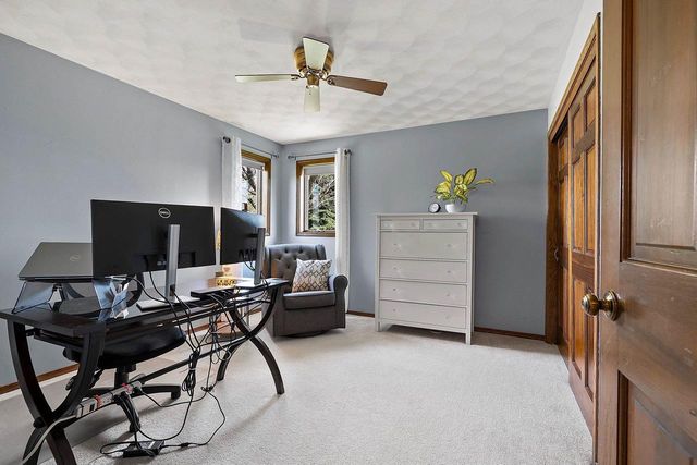 W2251 PINE LANE, Freedom, WI 54130