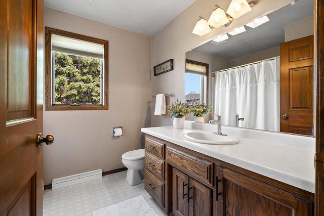 W2251 PINE LANE, Freedom, WI 54130