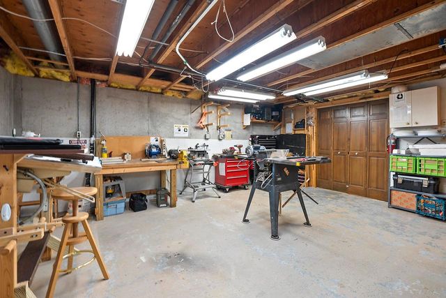 W2251 PINE LANE, Freedom, WI 54130