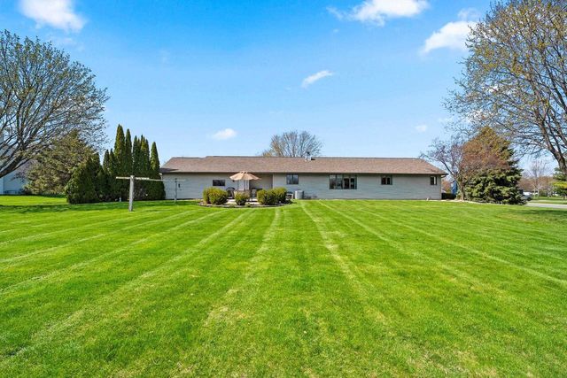 W2251 PINE LANE, Freedom, WI 54130