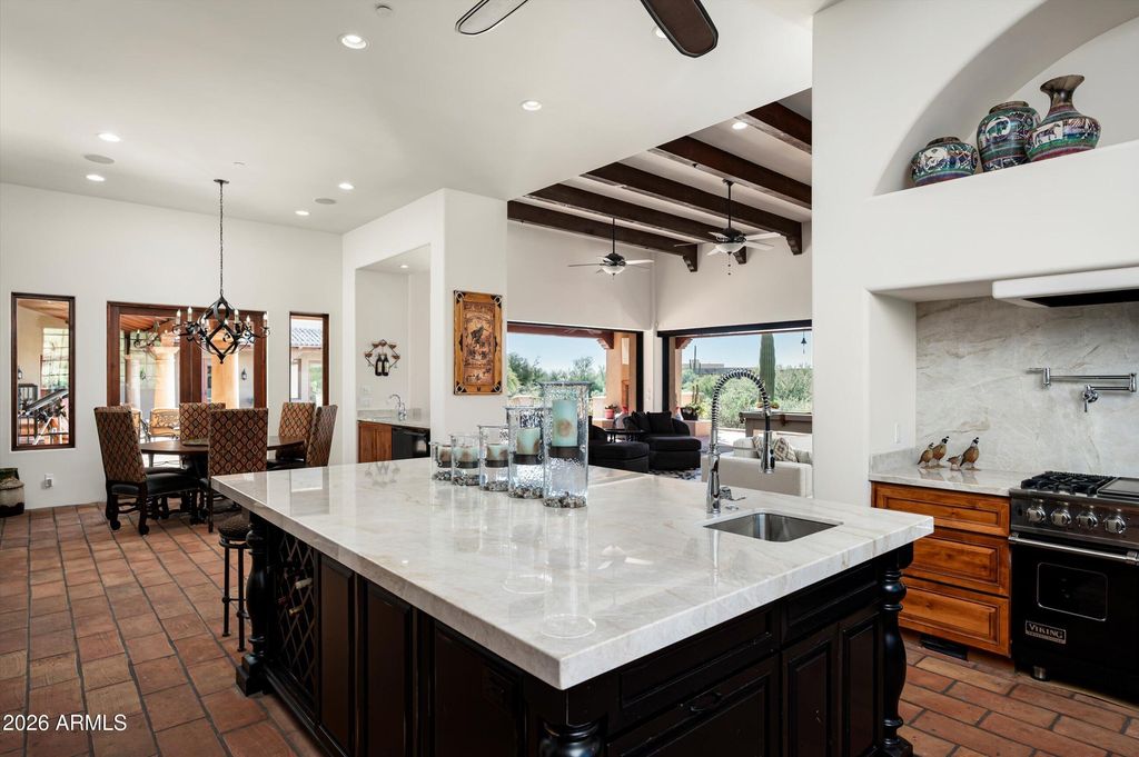 Image 11 of property listing at 37750 N 93RD Street, Scottsdale, AZ 85262