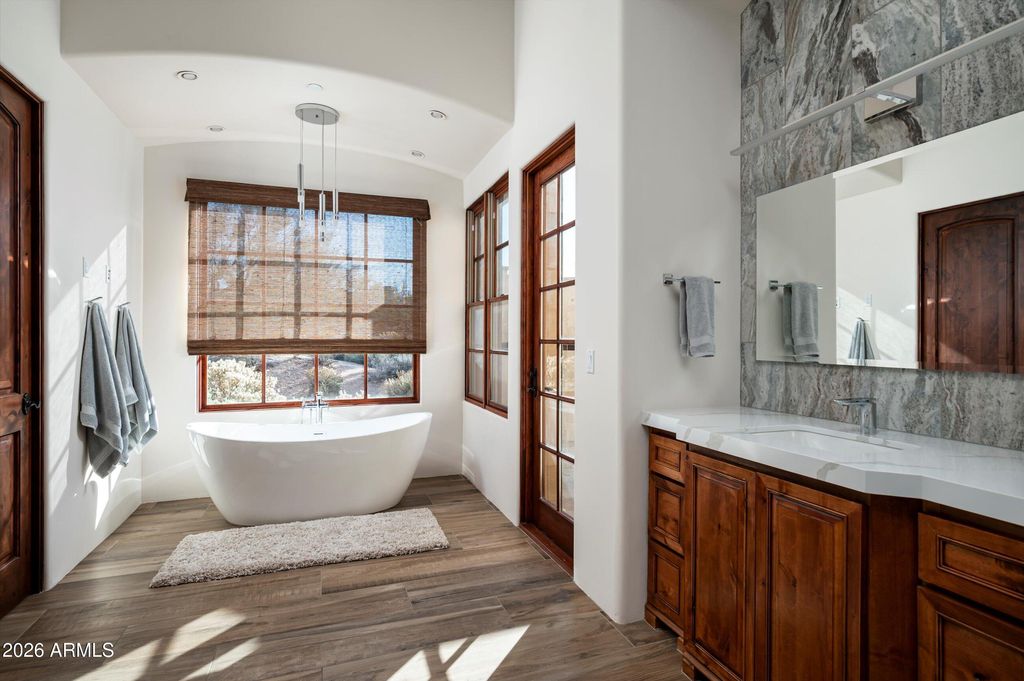 Image 19 of property listing at 37750 N 93RD Street, Scottsdale, AZ 85262