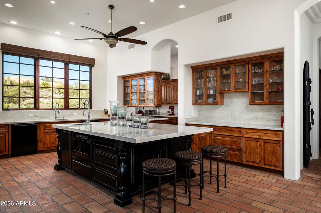 Image 6 of property listing at 37750 N 93RD Street, Scottsdale, AZ 85262