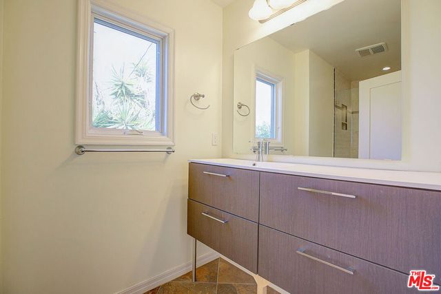 10567 Ayres Avenue, Los Angeles, CA 90064