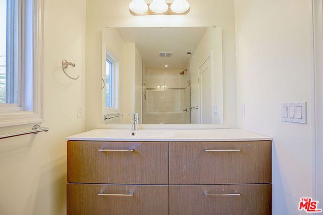 10567 Ayres Avenue, Los Angeles, CA 90064