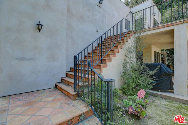 10567 Ayres Avenue, Los Angeles, CA 90064