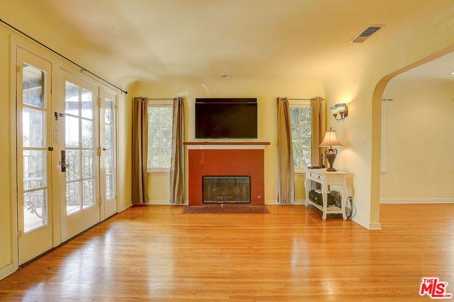 10567 Ayres Avenue, Los Angeles, CA 90064