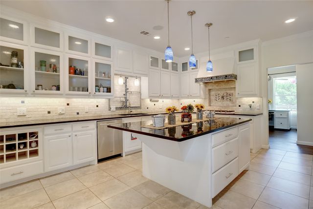 4951 Kiowa Trail, Argyle, TX 76226