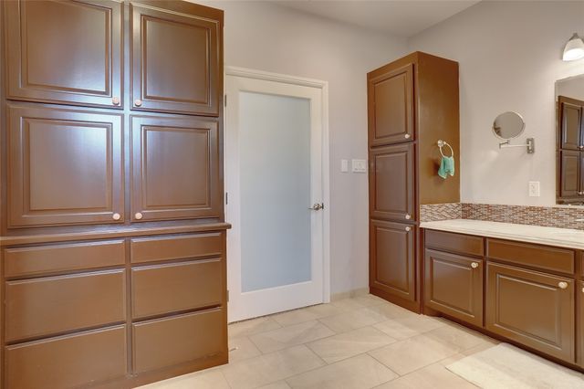 4951 Kiowa Trail, Argyle, TX 76226