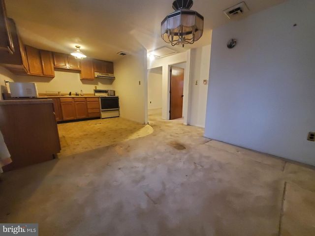 108 JULIUSTOWN RD, Browns Mills, NJ 08015