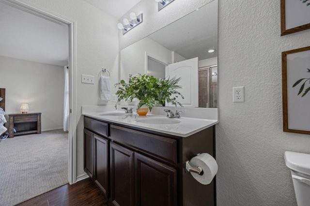 332 Bayberry CIR, Buda, TX 78610