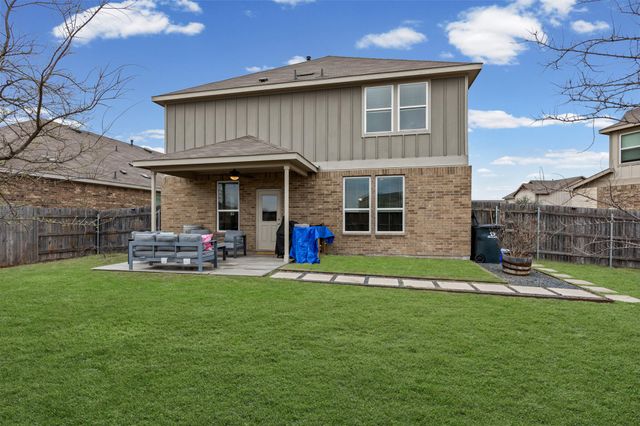 332 Bayberry CIR, Buda, TX 78610
