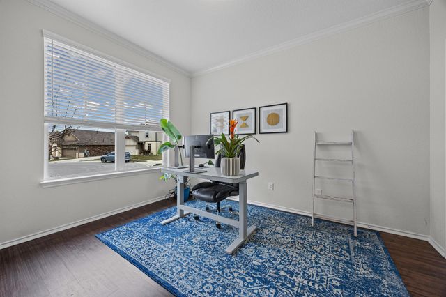 332 Bayberry CIR, Buda, TX 78610