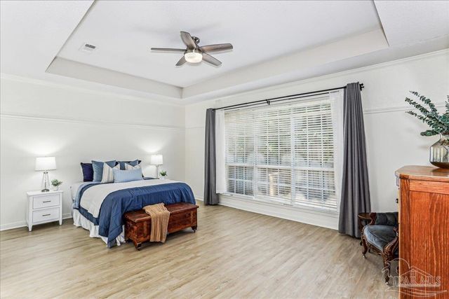 4118 Oak Pointe Dr, Gulf Breeze, FL 32563