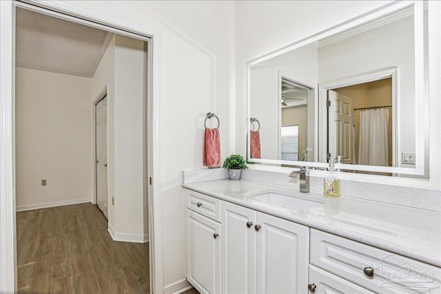 4118 Oak Pointe Dr, Gulf Breeze, FL 32563