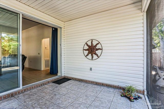 4118 Oak Pointe Dr, Gulf Breeze, FL 32563