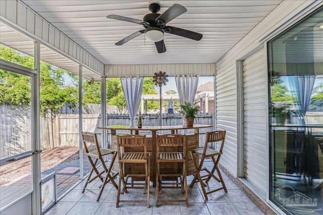 4118 Oak Pointe Dr, Gulf Breeze, FL 32563