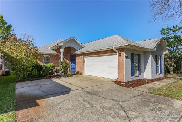 4118 Oak Pointe Dr, Gulf Breeze, FL 32563