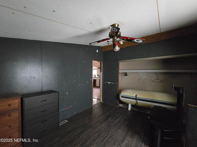 3163 LANNIE Road, Jacksonville, FL 32218