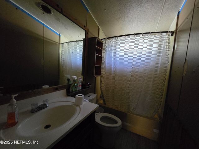 3163 LANNIE Road, Jacksonville, FL 32218