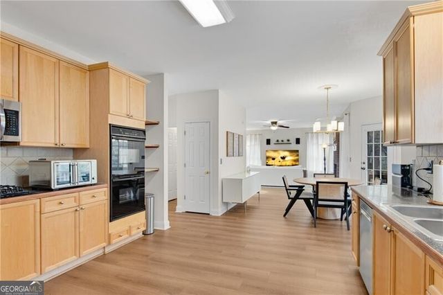 616 Piping Rock Point, Lawrenceville, GA 30043