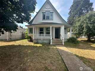 827 W Cota Street, Shelton, WA 98584