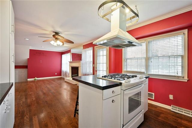 10128 Nall Avenue, Overland Park, KS 66207