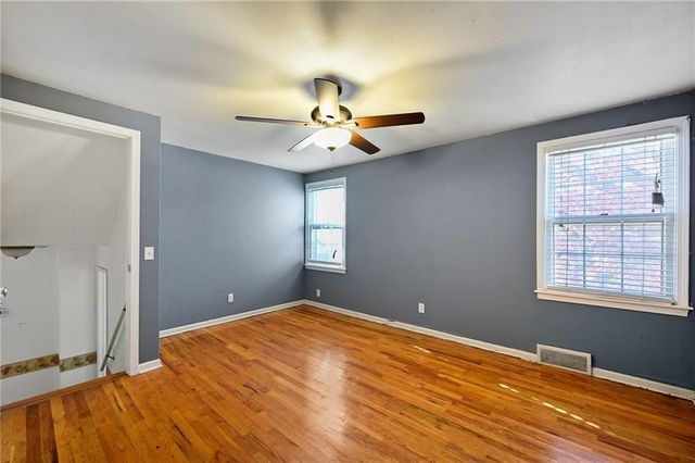 10128 Nall Avenue, Overland Park, KS 66207