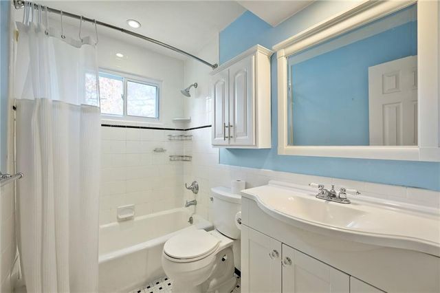 10128 Nall Avenue, Overland Park, KS 66207