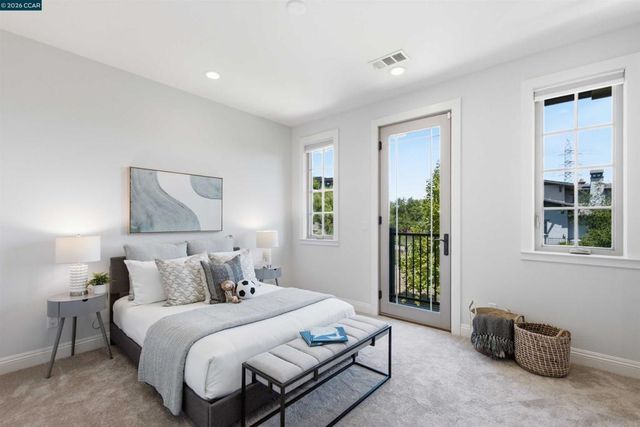 16 Rabble Rd, Orinda, CA 94563