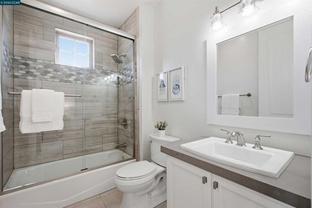 16 Rabble Rd, Orinda, CA 94563