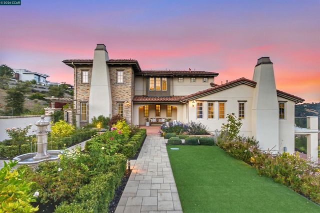 16 Rabble Rd, Orinda, CA 94563