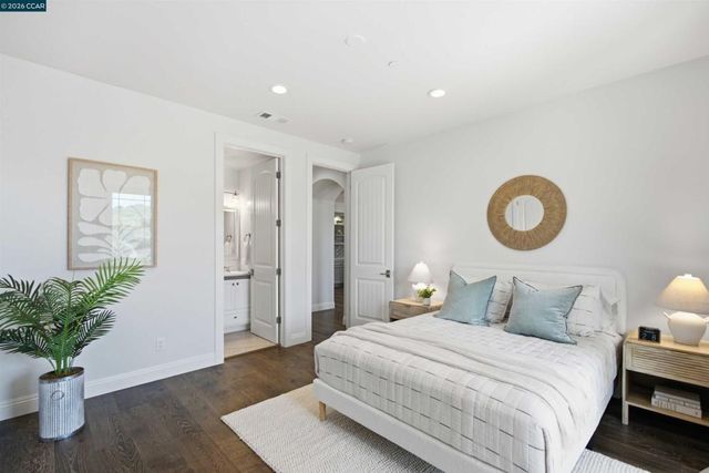 16 Rabble Rd, Orinda, CA 94563