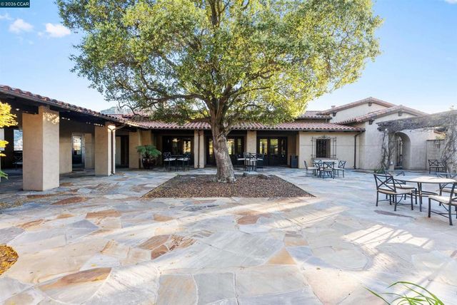 16 Rabble Rd, Orinda, CA 94563