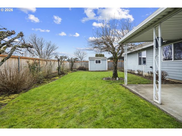 964 Se 27TH St, Troutdale, OR 97060