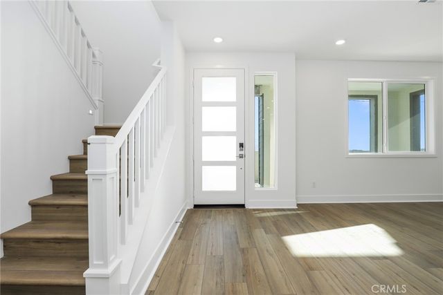 27213 Tamarack Lane, Valencia, CA 91381