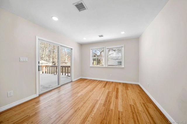 17 Nelson Place, Mastic, NY 11950