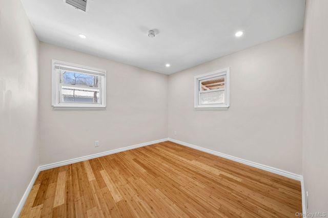 17 Nelson Place, Mastic, NY 11950