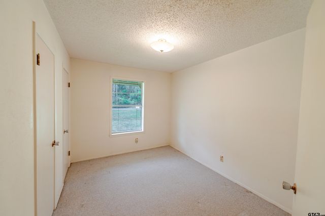 102 King Henry, Scroggins, TX 75480