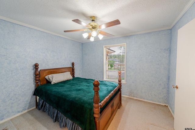 102 King Henry, Scroggins, TX 75480