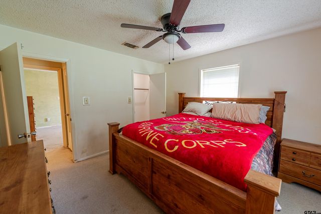 102 King Henry, Scroggins, TX 75480