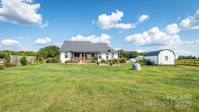 370 Cal Kennedy Road, Cleveland, NC 27013